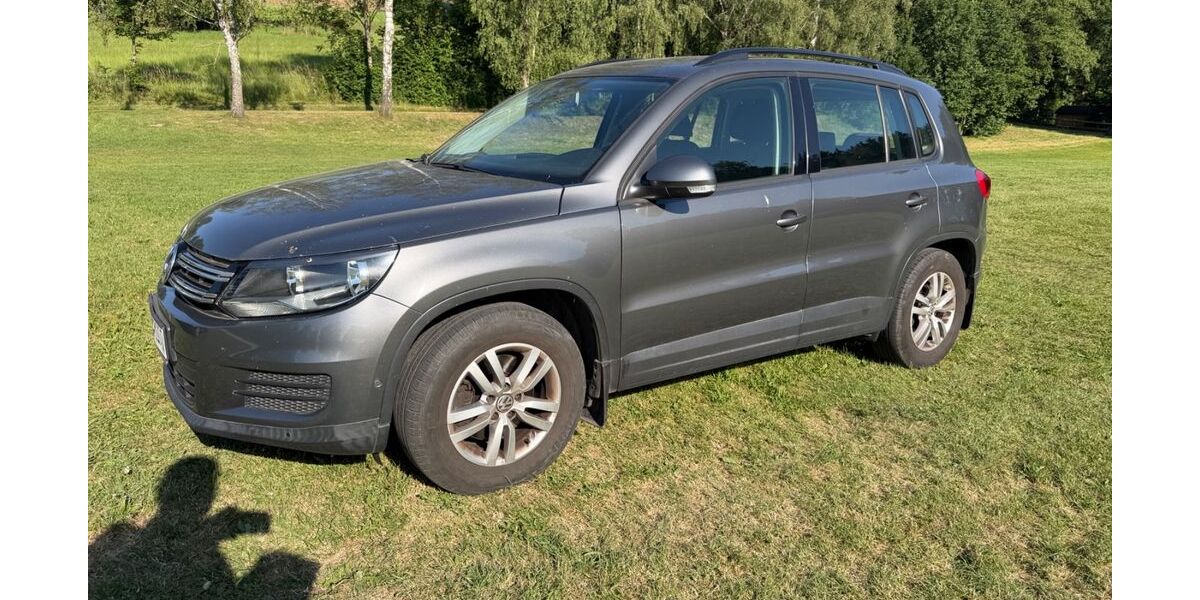 VW Tiguan 172.500 km 10.900 &euro; Mering 86415