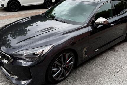 Kia Stinger 153.000 km 20.980 &euro; München 81827