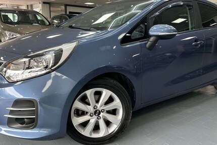 Kia Rio 57.721 km 9.990 &euro; Hamm 59077