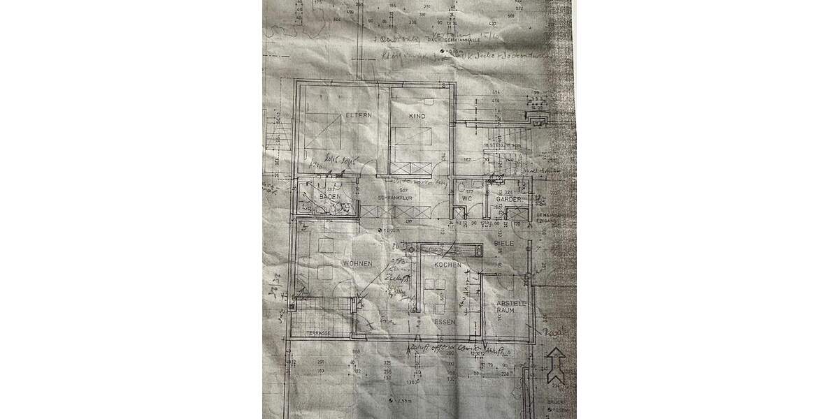 Mehrfamilienhaus, Wohnhaus Niederzier - 8 Zimmer, 274 m&sup2;, 415.000&euro; | Angebot:25692153