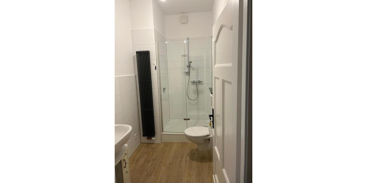 Dachgeschoßwohnung Wuppertal Gemarkung Ronsdorf - 2 Zimmer, 50 m&sup2;, 500&euro; | Angebot:24982492