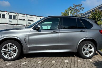 BMW X5 98.000 km 36.000 &euro; Düsseldorf 40219