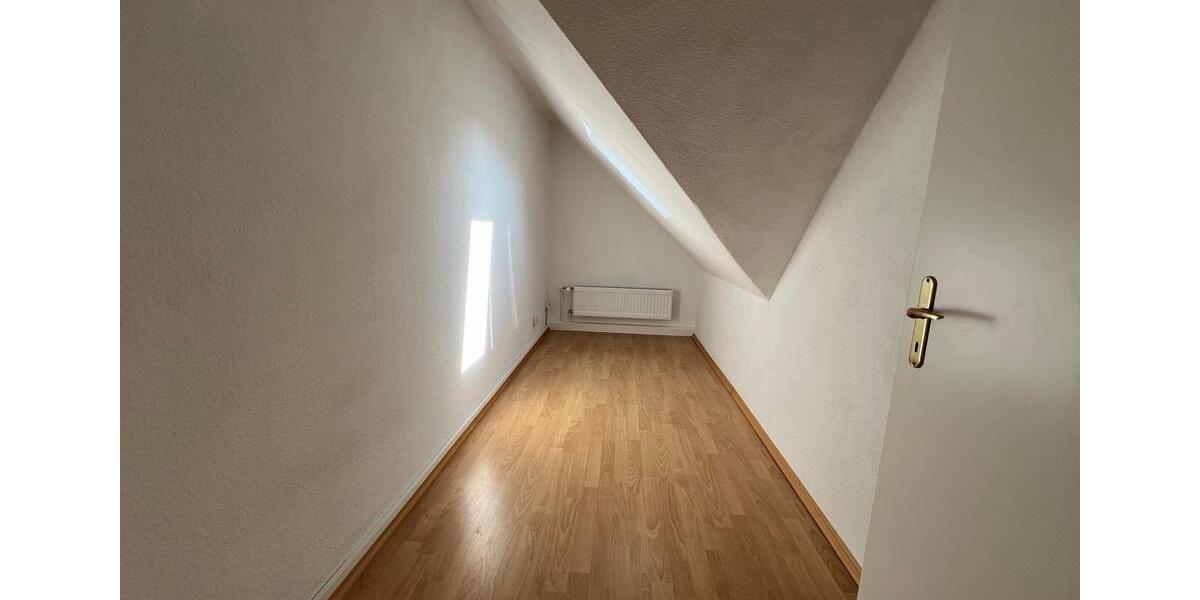 Dachgeschoßwohnung Bonn Bad Godesberg - 2.5 Zimmer, 55 m&sup2;, 760&euro; | Angebot:25986200