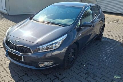 Kia ceed / Ceed 109.000 km 8.300 &euro; Burgthann 90559