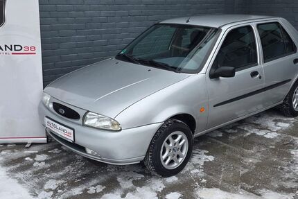 Ford Fiesta 153.294 km 1.950 &euro; Ohrum 38312