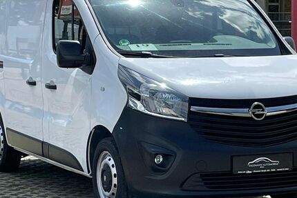 Opel Vivaro 149.000 km 8.999 &euro; Berlin 13088