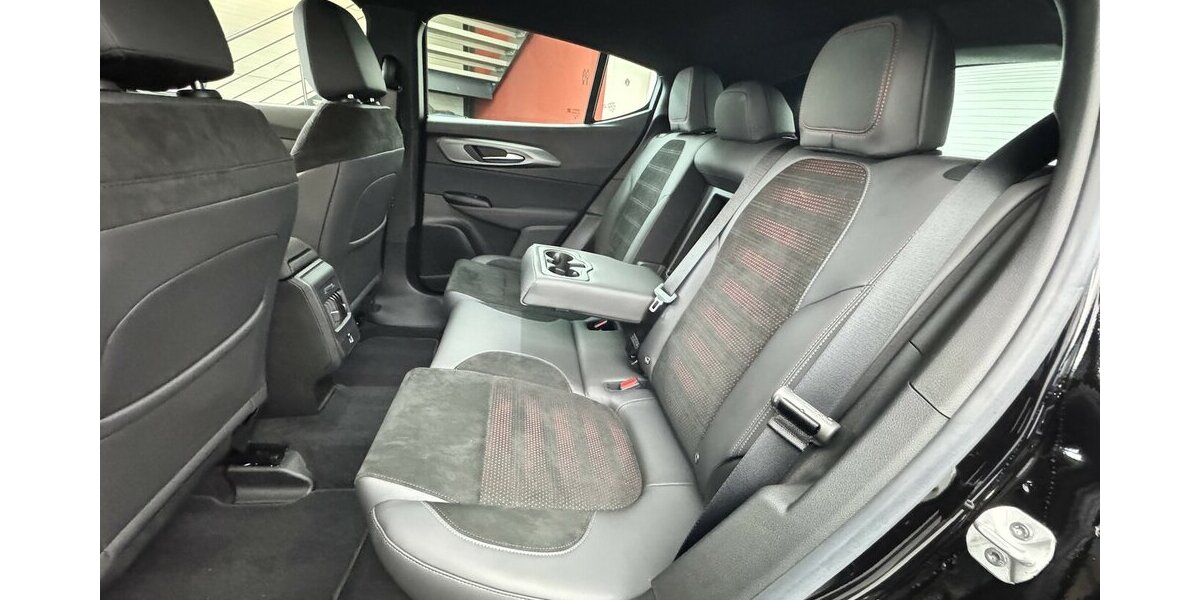 Alfa Romeo Tonale 1.5 VGT Veloce 48 V Hybrid LED 3.300 km 32.330 &euro; Lich 35423