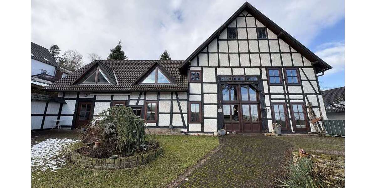 Einfamilienhaus Marsberg / Oesdorf Oesdorf - 8 Zimmer, 205 m&sup2;, 229.000&euro; | Angebot:25201731