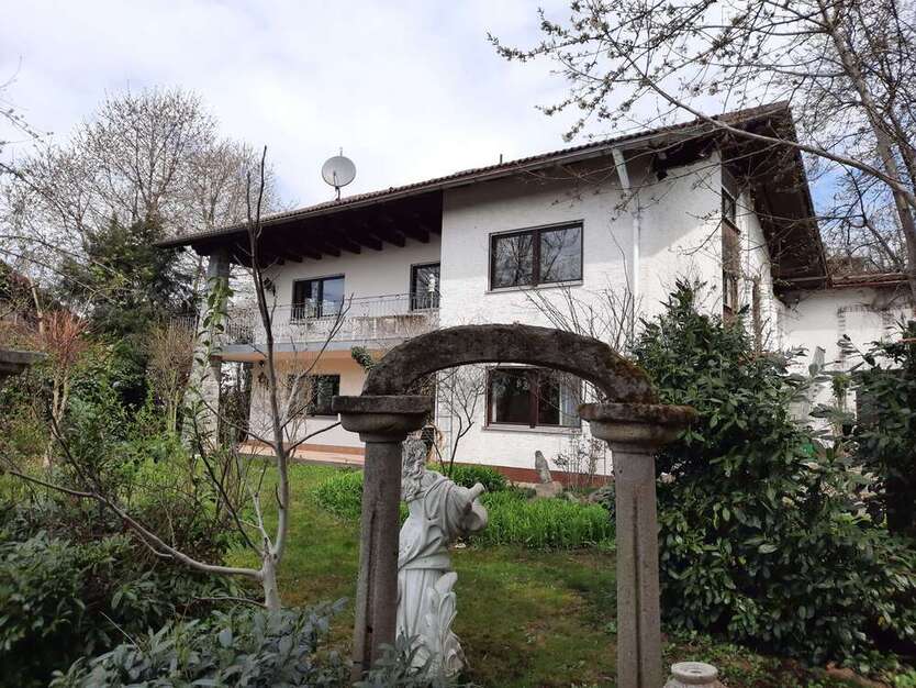 Haus zum Kaufen in Fürstenstein 369.000 € 209 m²