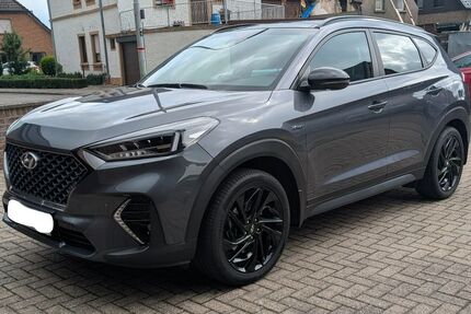 Hyundai TUCSON 76.000 km 18.000 &euro; Xanten 46509