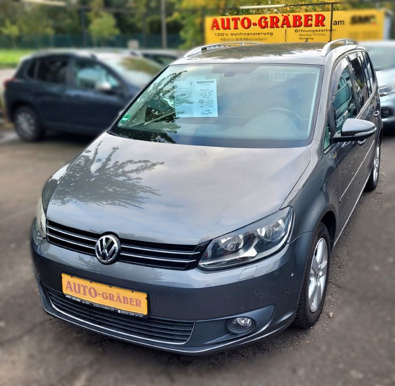 VW Touran 125.696 km 11.950 € Frankfurt (Oder) 15234