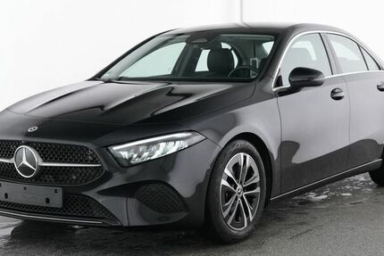 Mercedes-Benz A 180 9.587 km 29.950 &euro; Münchberg 95213