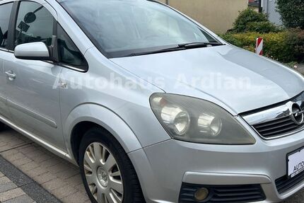 Opel Zafira 109.357 km 5.499 € Kirchberg 55481