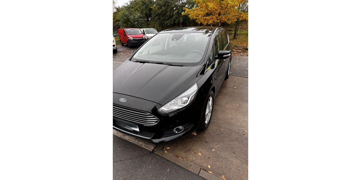 Ford S-Max 160.051 km 13.000 &euro; Riesa 01589
