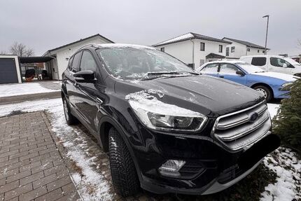 Ford Kuga 41.000 km 13.750 &euro; Laubach 35321