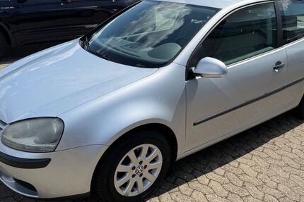 VW Golf 65.390 km 3.490 &euro; Neumünster 24536