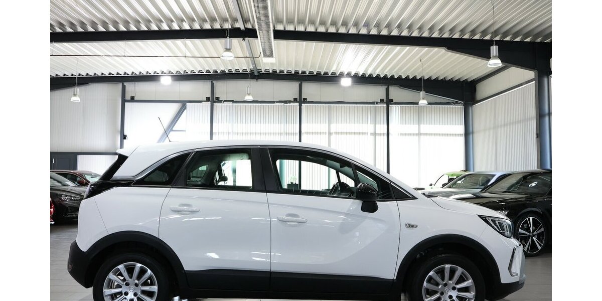 Opel Crossland 1.5 D BUSINESS ELEGANCE / LED / LEDER 127.000 km 12.777 &euro; Hamm 59077