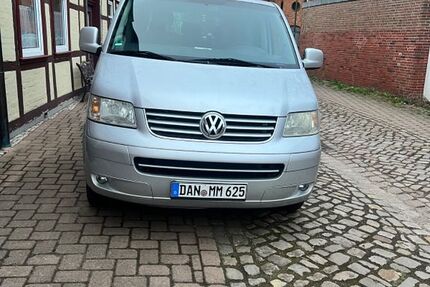 VW T5 Shuttle 282.500 km 4.999 &euro; Wustrow 29462