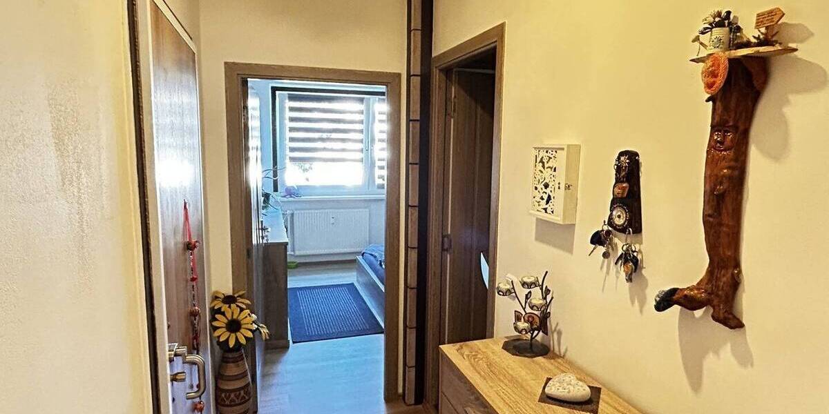 Etagenwohnung Mülsen OT Thurm Thurm - 3 Zimmer, 56 m&sup2;, 49.000&euro; | Angebot:25707435