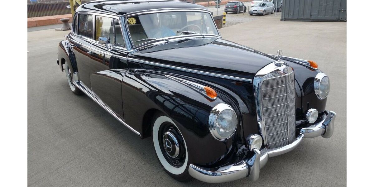 Mercedes-Benz 300 18.011 km 159.000 &euro; Bremen 28357