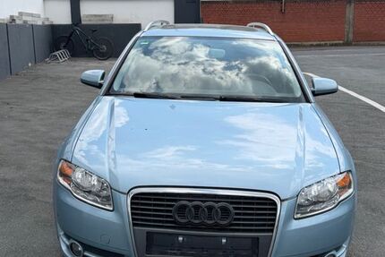 Audi A4 275.407 km 1.450 &euro; Offenbach 63075