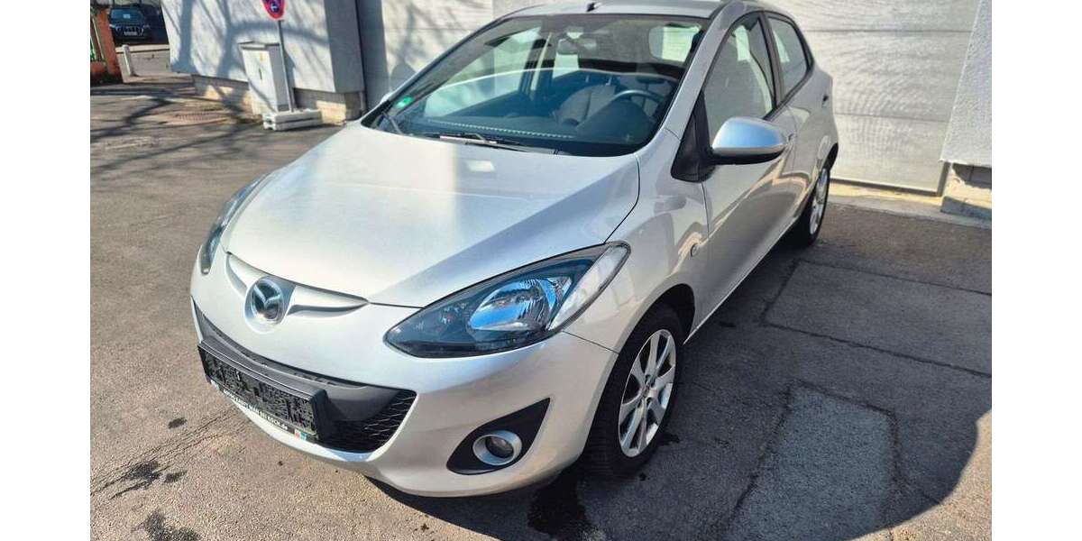 Mazda 2 88.000 km 5.490 &euro; Berlin 13435
