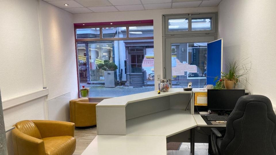 HERBORN, Privatverkauf, ein Wohn- u. Geschäftshaus, Fußgängerzone zimmer