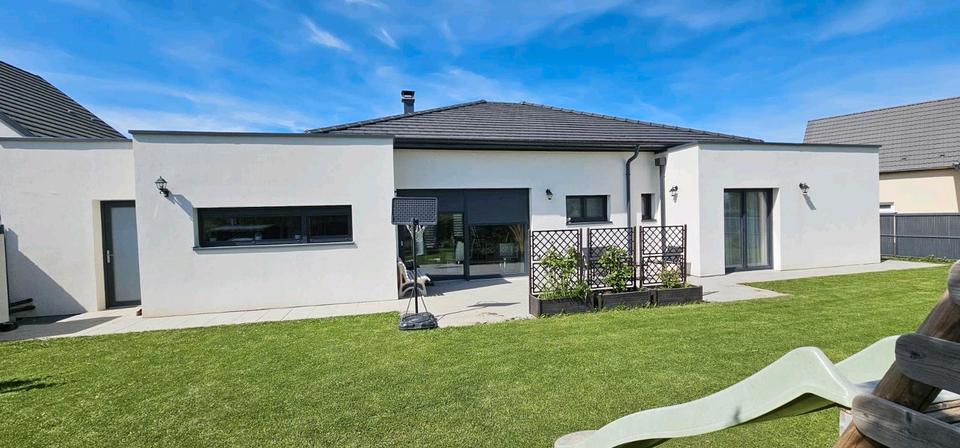 Bungalow Breisach am Rhein - 6 Zimmer, 160 m&sup2;, 598.000&euro; | Angebot:26986019