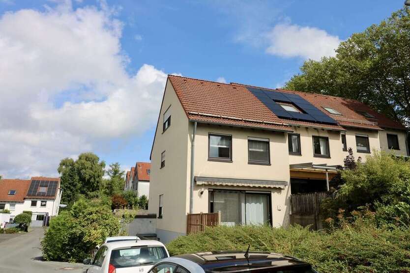Haus zum Kaufen in Solingen 385.000 € 118 m²