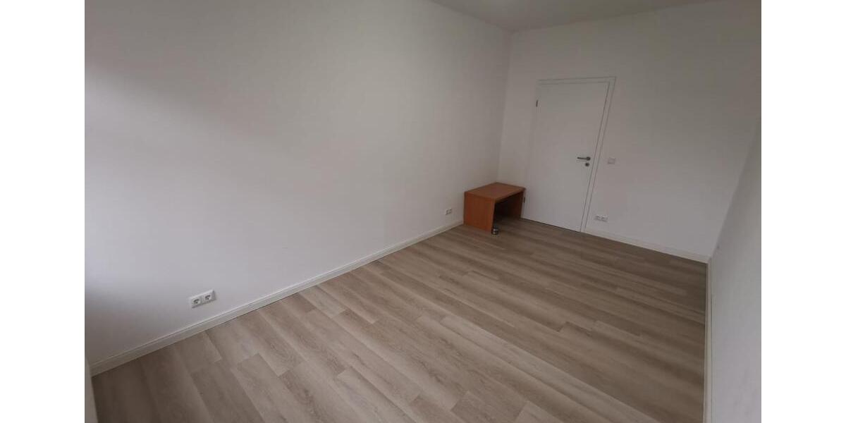 Etagenwohnung Kahla - 2 Zimmer, 60 m&sup2;, 700&euro; | Angebot:25312054