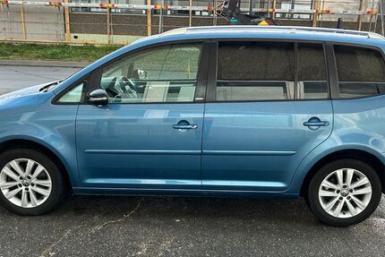VW Touran 281.000 km 4.200 &euro; Rosenfeld 72348