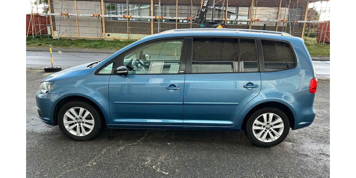 VW Touran 281.000 km 4.200 &euro; Rosenfeld 72348