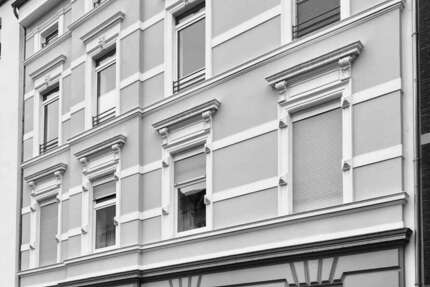 Haus zum Kaufen in Düsseldorf 2.980.000 € 379 m² 16 zimmer