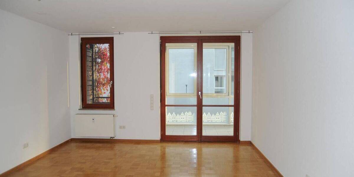 Etagenwohnung Bamberg Inselstadt - 3 Zimmer, 91 m&sup2;, 1.200&euro; | Angebot:26740955