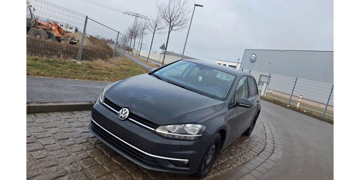 VW Golf 88.800 km 11.990 &euro; Wernigerode 38855