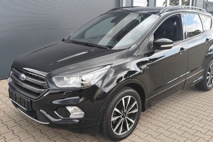 Ford Kuga 61.415 km 21.999 &euro; Bramsche 49565