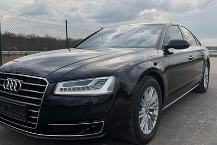 Audi A8 175.000 km 24.999 &euro; Lampertheim-Hüttenfeld 68623