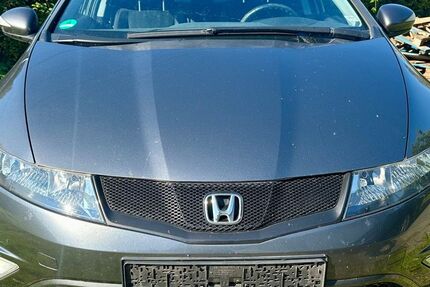 Honda Civic 172.000 km 5.999 € Horst 25358