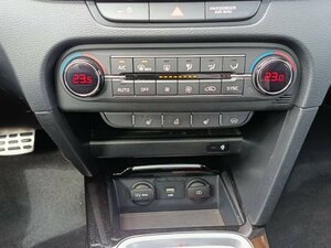 Kia PROCEED 1.6T DCT7 GT NAV KOMF GD AHK 61.969 km 21.460 &euro; Höhenkirchen-Siegertsbrun 85635