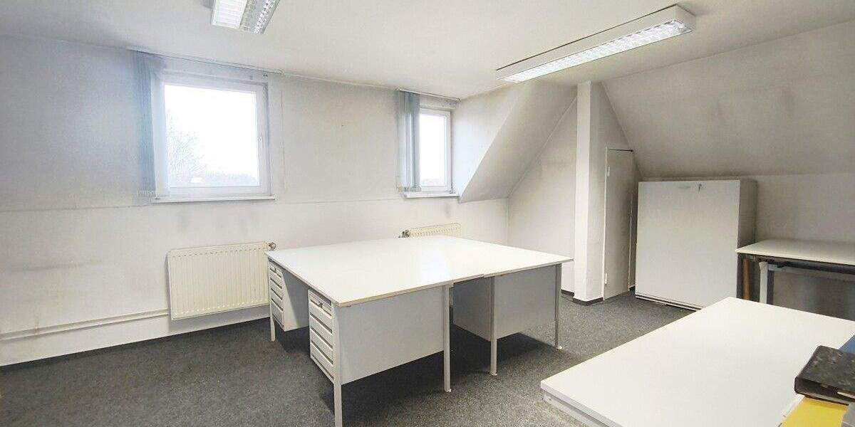 Mehrfamilienhaus, Wohnhaus Hagenow - 9 Zimmer, 265.000&euro; | Angebot:25730059