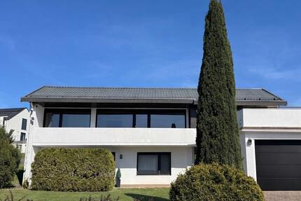 Haus in Petersberg 4,5 Zimmer EBKBadWCGaragekernsaniert 4.5 zimmer