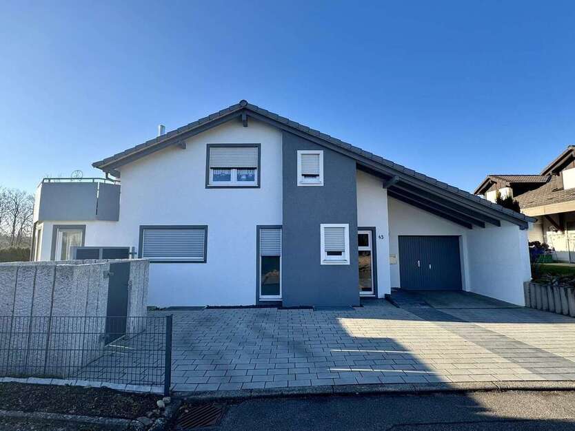 Haus zum Kaufen in Weilheim Teck 975.000 € 249 m² 7 zimmer