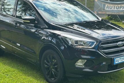 Ford Kuga 130.000 km 10.999 € Seelze 30926