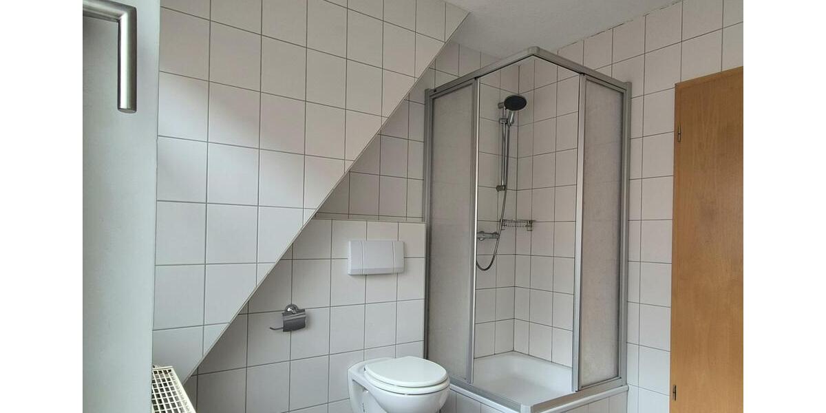 Dachgeschoßwohnung Esens - 2 Zimmer, 75 m&sup2;, 600&euro; | Angebot:26368384