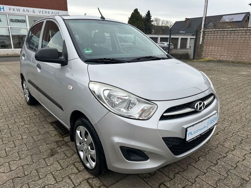i10