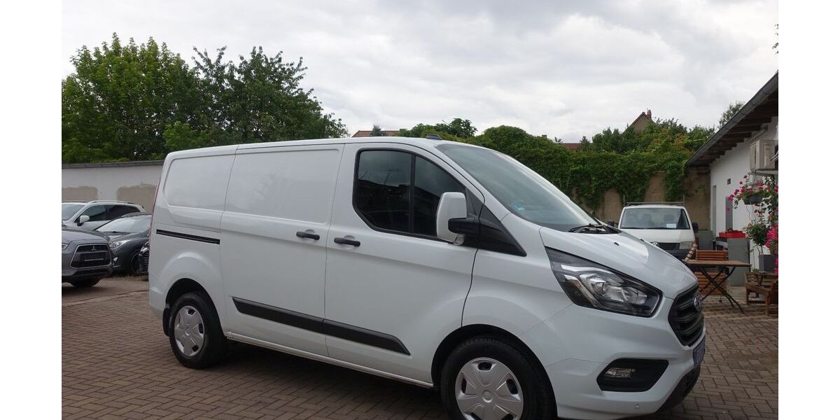 Ford Transit Custom 231.850 km 8.850 &euro; Halle / Saale 06116