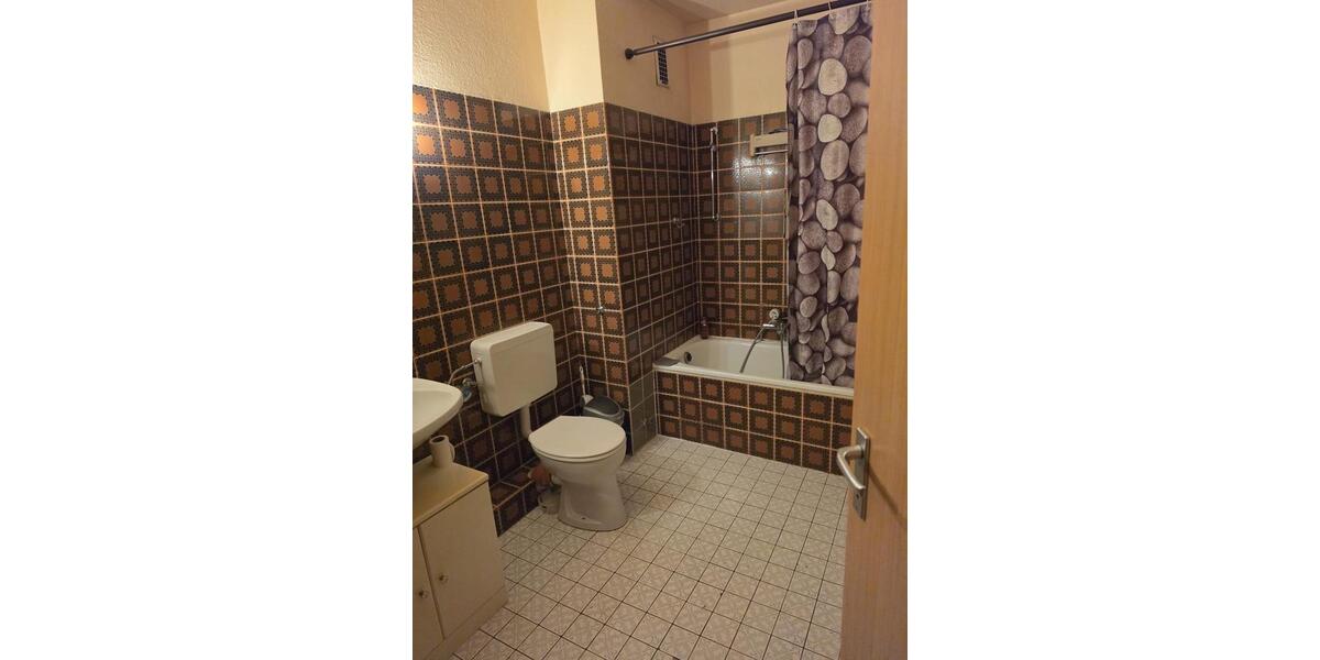 Erdgeschoßwohnung Saarbrücken Dudweiler - 2 Zimmer, 105 m&sup2;, 149.000&euro; | Angebot:27440811