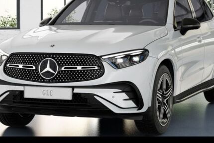 Mercedes-Benz GLC 300 9.900 km 71.800 &euro; Berlin 10587