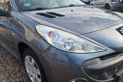 Peugeot 206 149.700 km 1.950 &euro; Leverkusen 51371