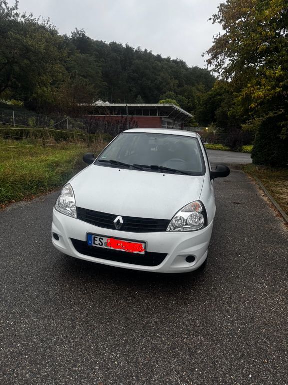 Renault Clio 277.000 km 2.100 € Köngen 73257